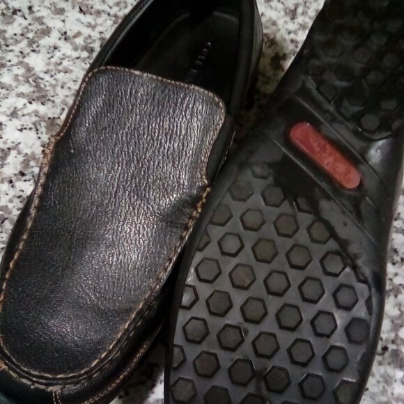 Cole Haan - Picture 5 of 8